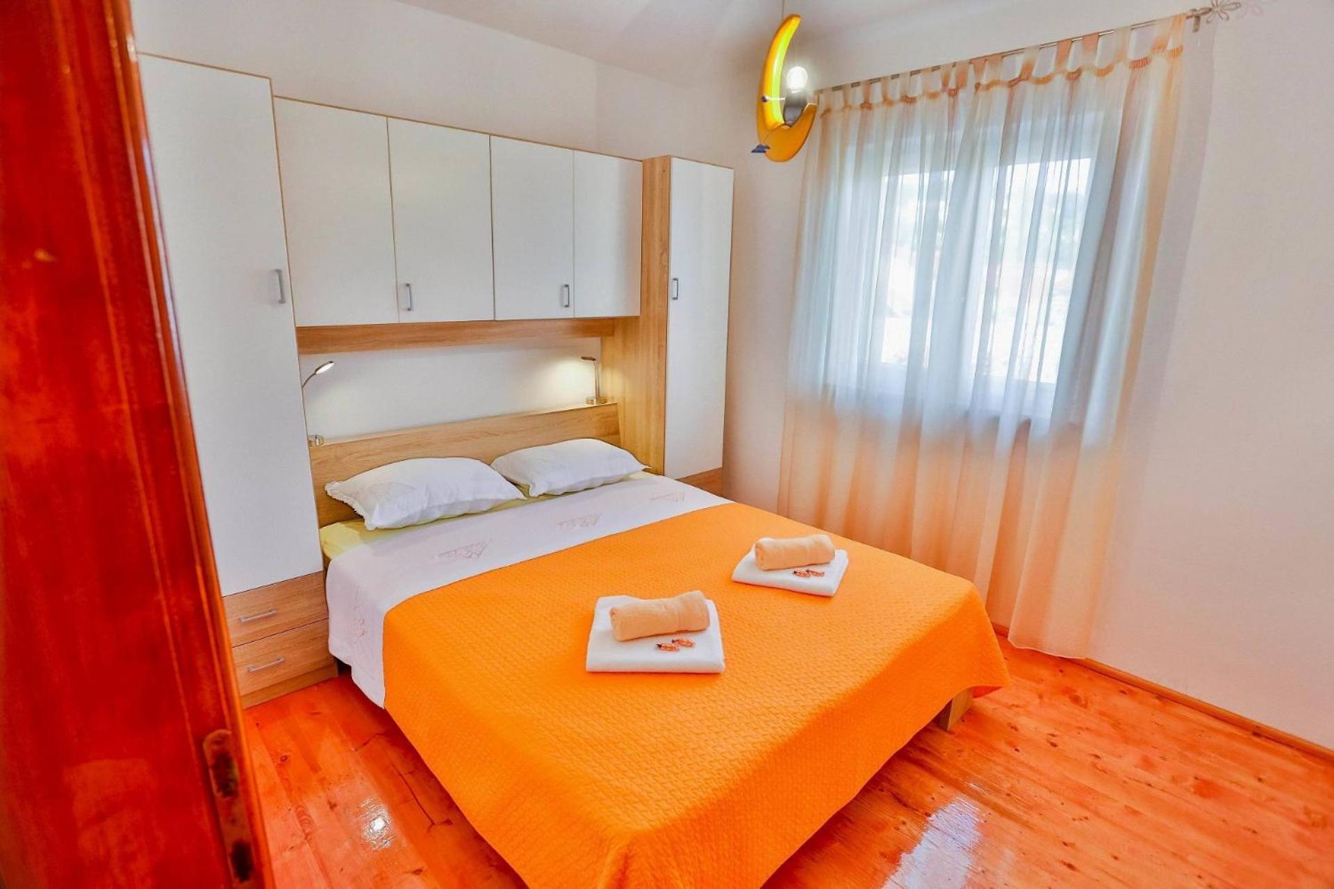 Apartment Mato Сутиван Екстериор снимка