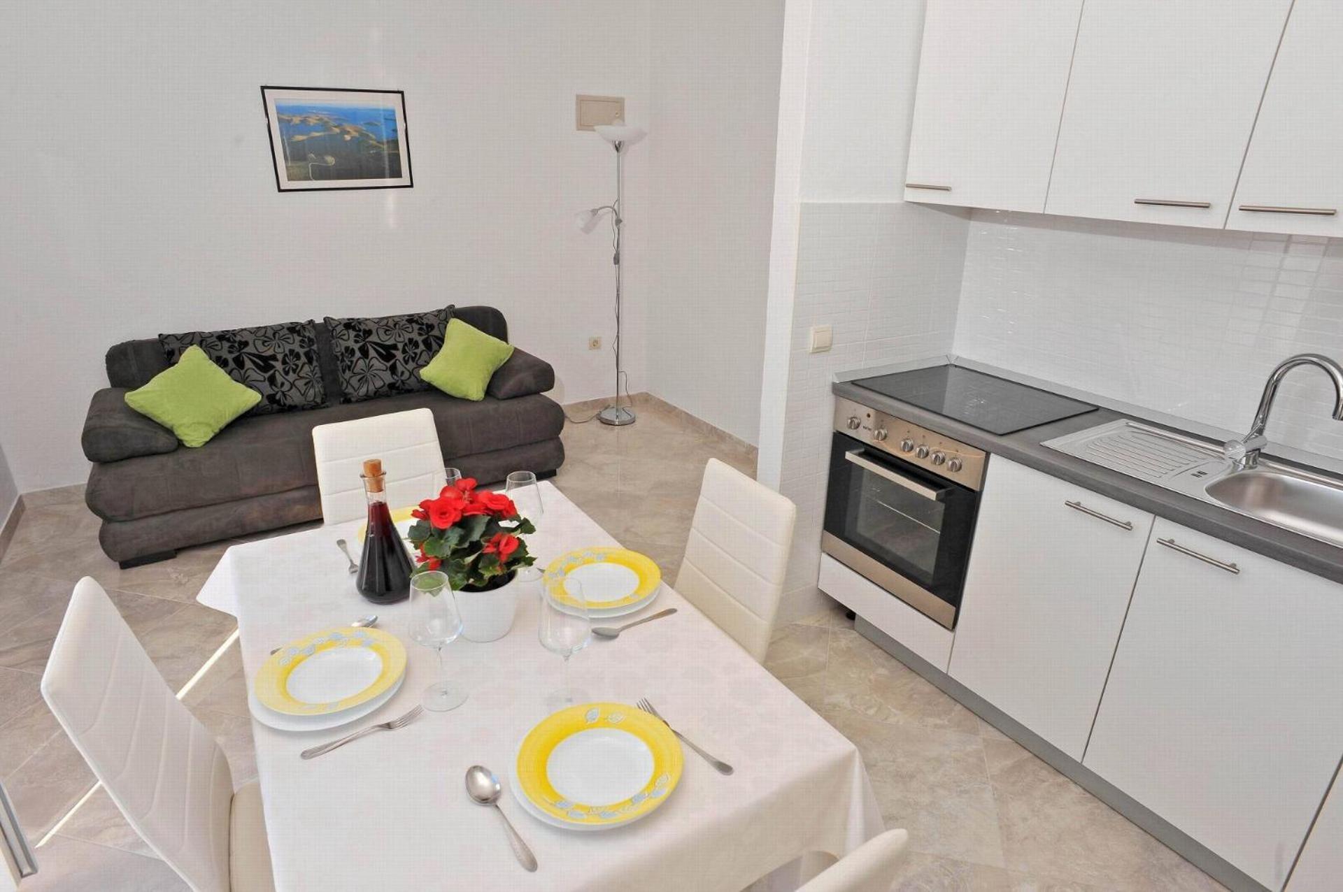 Apartment Mato Сутиван Екстериор снимка