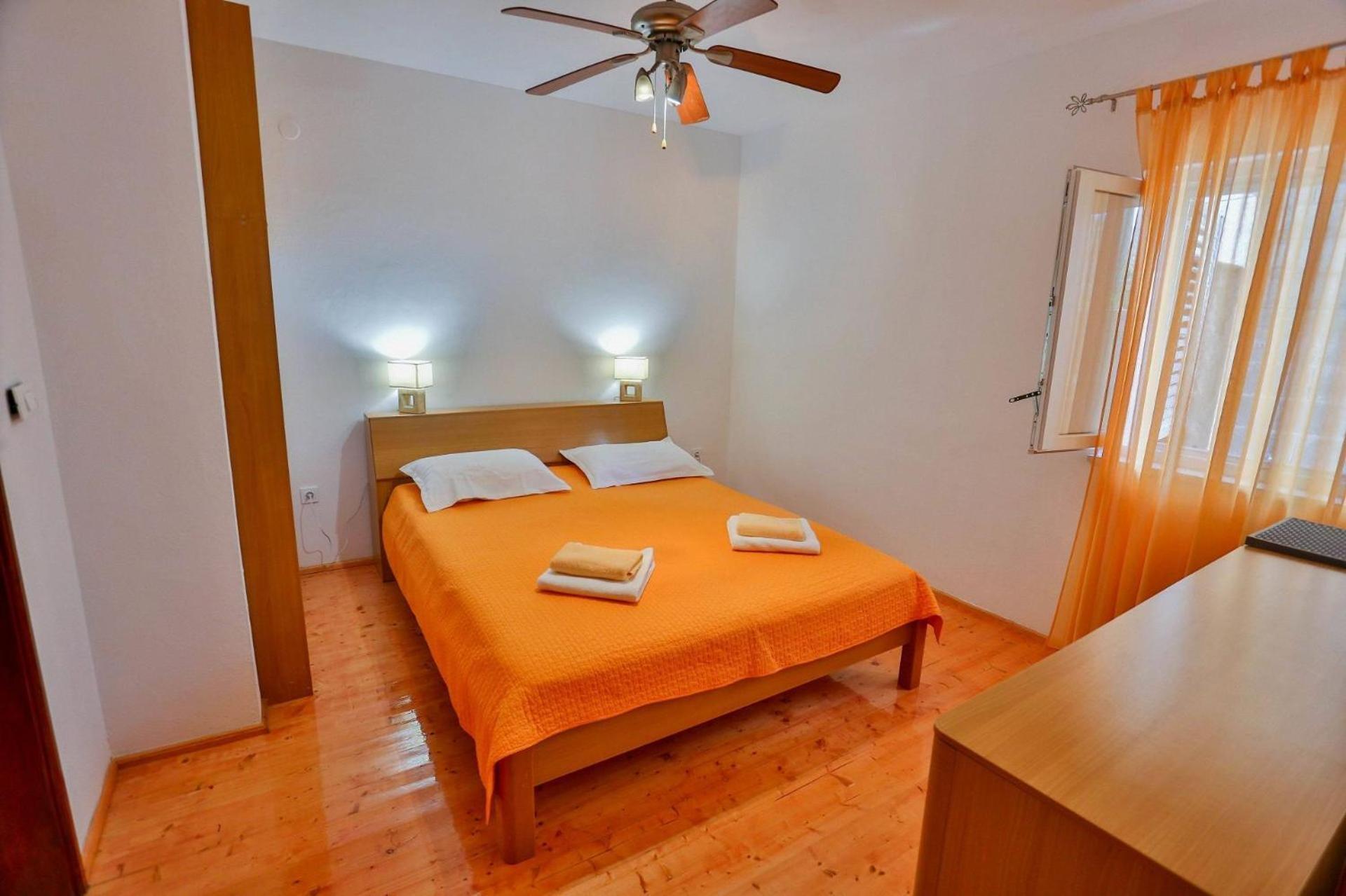 Apartment Mato Сутиван Екстериор снимка