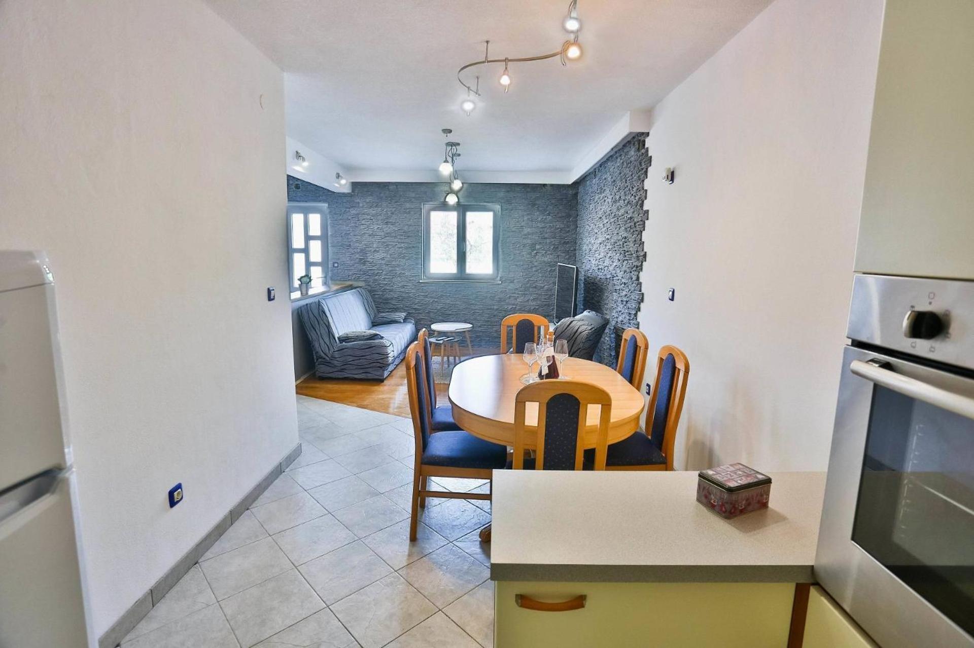 Apartment Mato Сутиван Екстериор снимка
