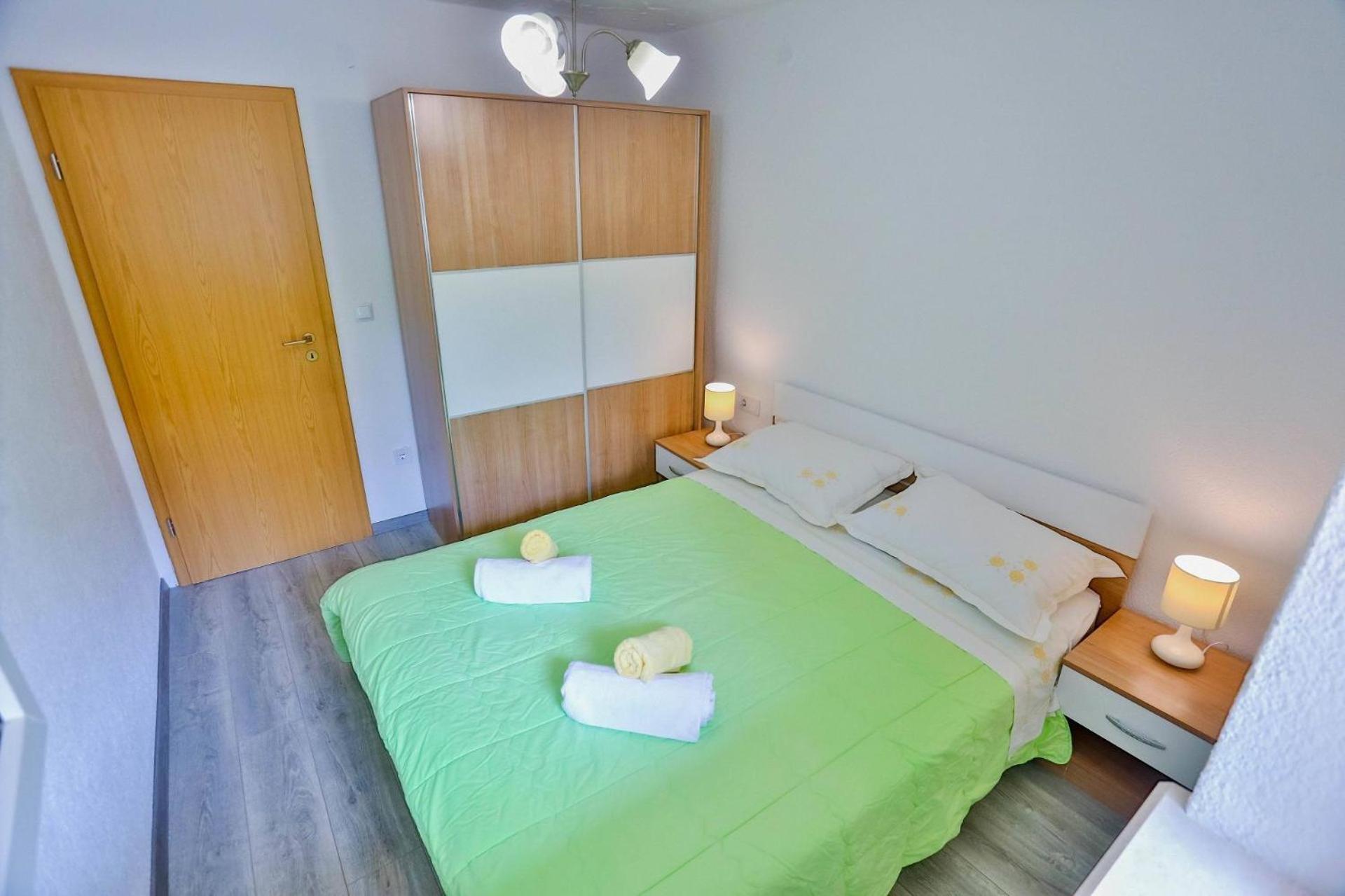 Apartment Mato Сутиван Екстериор снимка