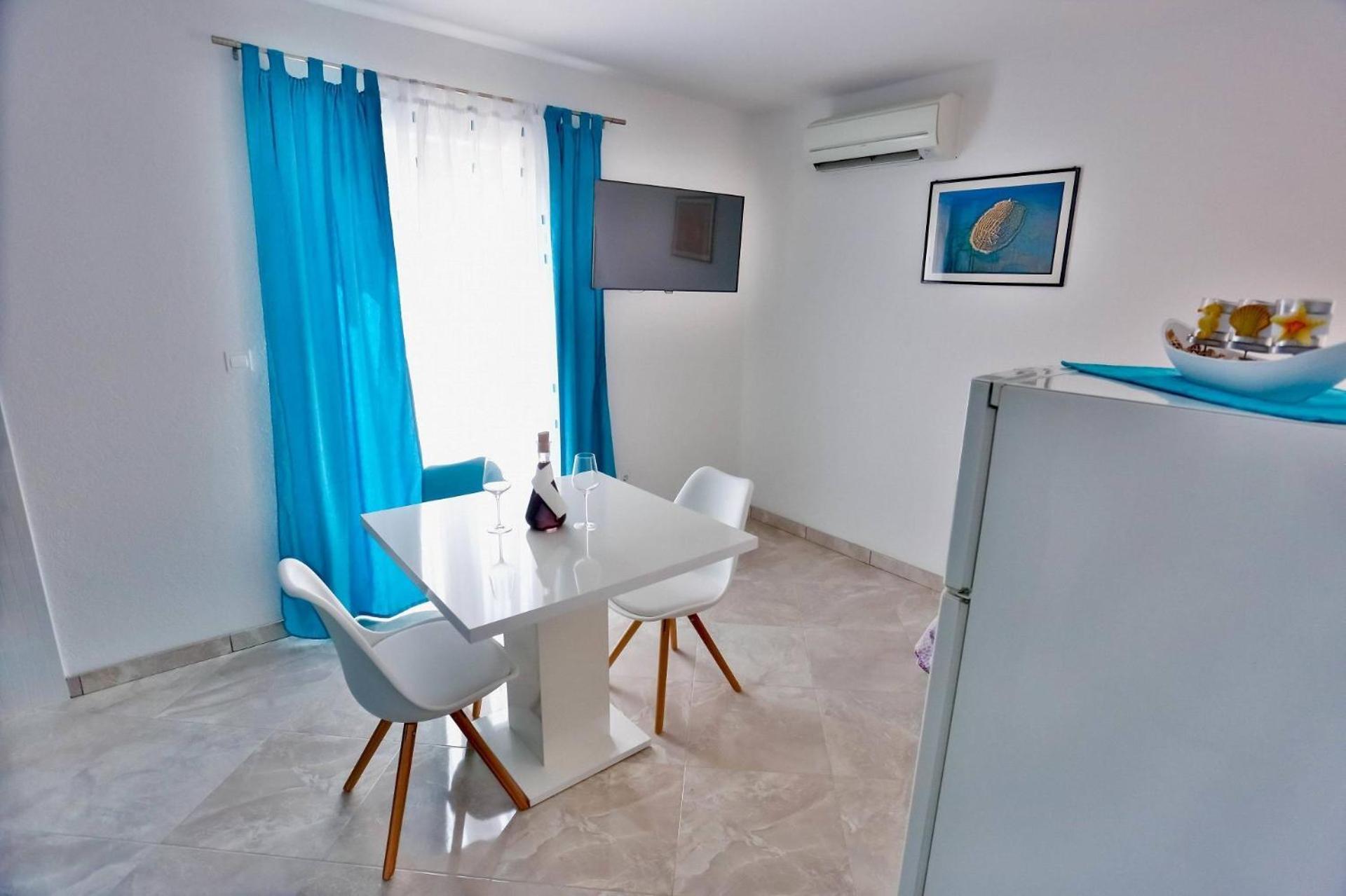 Apartment Mato Сутиван Екстериор снимка
