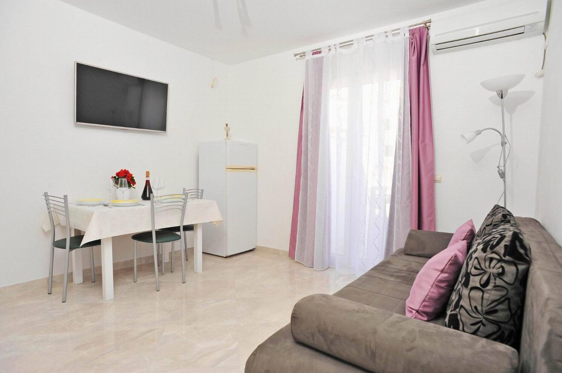 Apartment Mato Сутиван Екстериор снимка